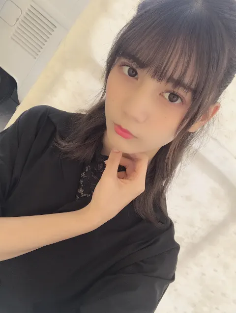 小坂 菜緒｜ギャップという言葉、私はよくクールだと思ったけど本当は明るい…（2018-10-10）｜5枚目