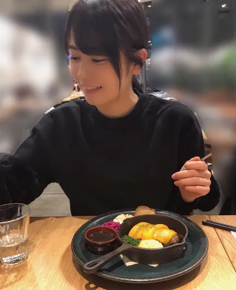 金村 美玖｜時間は有効に…⏰（2018-10-16）｜5枚目