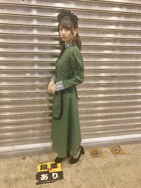 小坂 菜緒｜和菓子って美味しいですよね、私はいつも、甘いのが苦手って本当…（2018-10-17）｜5枚目