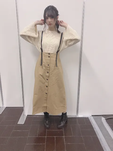 小坂 菜緒｜布団に入ってから10分くらい経って、眠くなってきたから目を瞑…（2018-11-08）｜5枚目