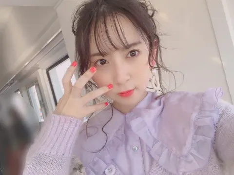 金村 美玖｜アンニュイな雰囲気（2018-12-03）｜2枚目