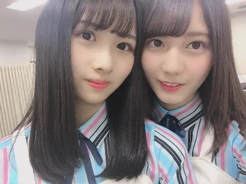 小坂 菜緒｜すごく甘いものが食べたいけど、あんまり好きじゃないの、感情が…（2019-03-25）｜2枚目