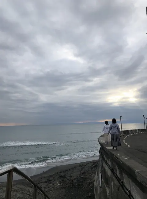 小坂 菜緒｜すごく甘いものが食べたいけど、あんまり好きじゃないの、感情が…（2019-03-25）｜5枚目