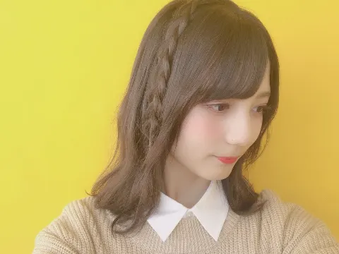 小坂 菜緒｜映画にハマり出すと、ほんとに抜けられないんですよね。今、すご…（2019-04-02）｜3枚目