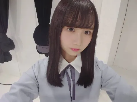 上村 ひなの｜平成最後の4月12日、上村ひなのは15歳になりました。（2019-04-15）｜2枚目