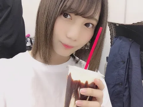 小坂 菜緒｜やっと外に出れたと思ったら、やっぱり嫌になって10分でその場…（2019-05-08）