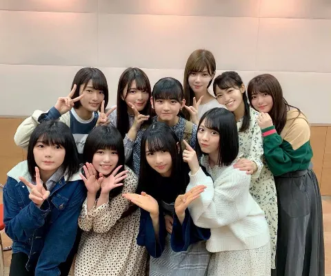 上村 ひなの｜44,同窓会SHOWROOM💚💙（2019-05-16）｜5枚目