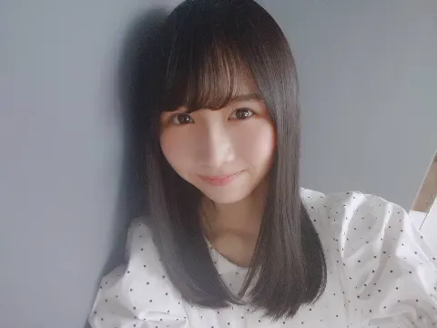 上村 ひなの｜54,３列目の真ん中（2019-06-18）