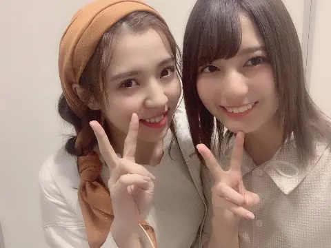 小坂 菜緒｜今目の前にあるものを言います。皆さん予想して？正解は…お水です。（2019-07-19）｜11枚目