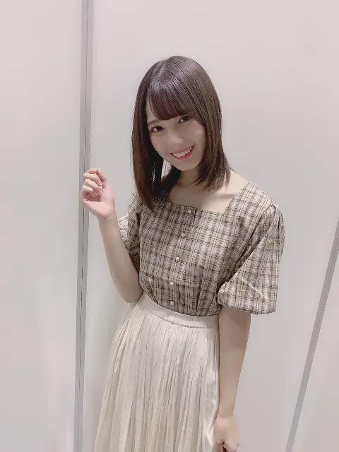 小坂 菜緒｜私、結構な晴れ女なんです。信じてもらえないかもしれないけど、…（2019-09-02）｜2枚目