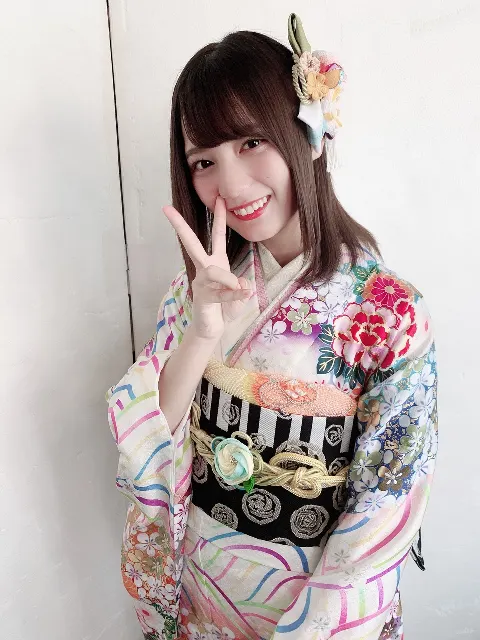 小坂 菜緒｜もういくつ寝るとお正月~。この歌全部歌えない。というか、よく…（2019-12-29）