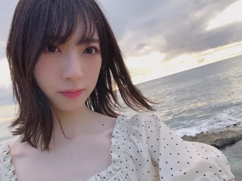 金村 美玖｜空と海の色。（2020-01-08）｜5枚目