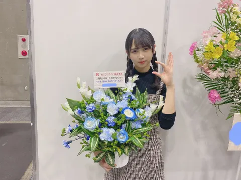 上村 ひなの｜花瓶（2020-02-15）｜4枚目