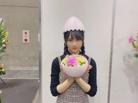 上村 ひなの｜花瓶（2020-02-15）｜5枚目