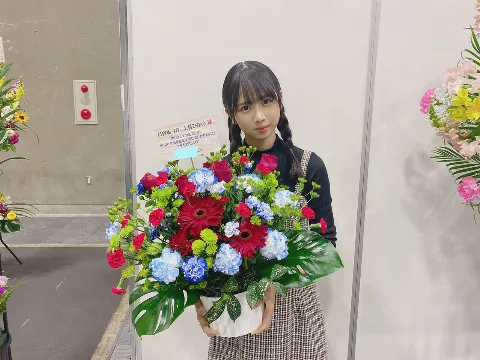 上村 ひなの｜花瓶（2020-02-15）｜6枚目