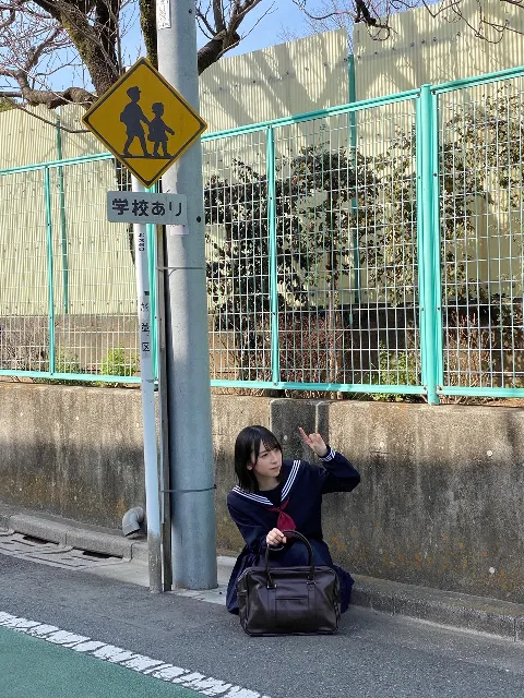 金村 美玖｜セーラー服。（2020-03-01）｜2枚目