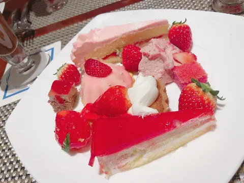 金村 美玖｜いちごづくし🍓（2020-03-02）｜4枚目