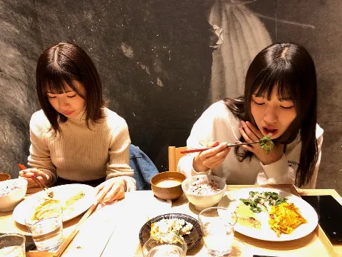 金村 美玖｜食べてる時って幸せ。（2020-04-29）｜2枚目