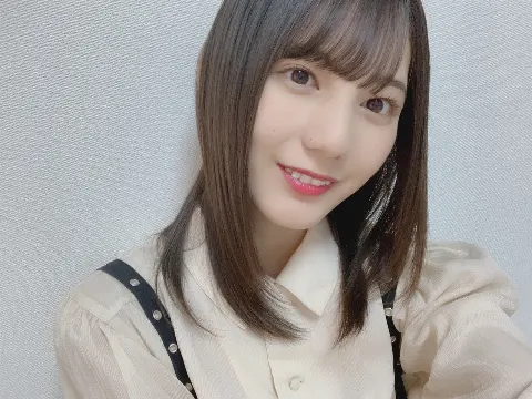 小坂 菜緒｜夢を見てて、起きた時、現実か夢か分からなくなる時ってありませんか。昨日それが起こって、朝からプチパニック。。。（2020-06-15）｜2枚目