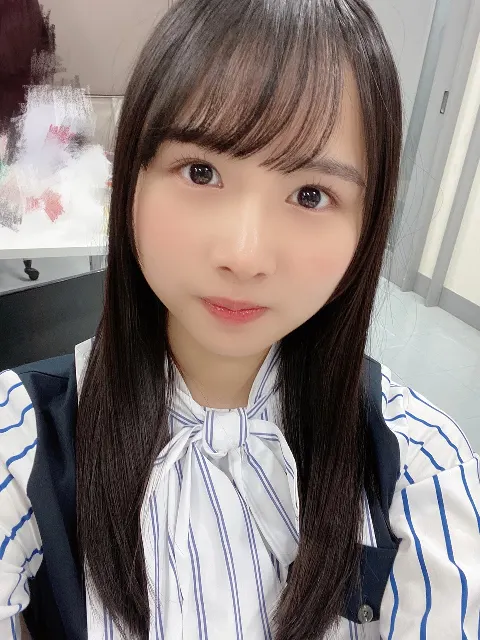 上村 ひなの｜自由帳の一番最後のページに絵のタイトルが書いてあるって事は秘密です。（2020-06-30）｜3枚目