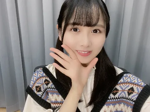 上村 ひなの｜太陽の光を浴びて。（2020-11-05）｜4枚目