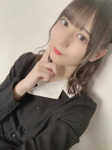 小坂 菜緒｜真実を見抜くもの。偽りを貫くもの。苦い現実。空っぽの瓶。それを満たす甘い砂糖のような幸せ。これこそが○○○。（2020-11-28）