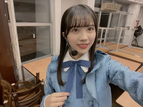 森本 茉莉｜明日は遂にひなくりです🎄（2020-12-24）｜4枚目