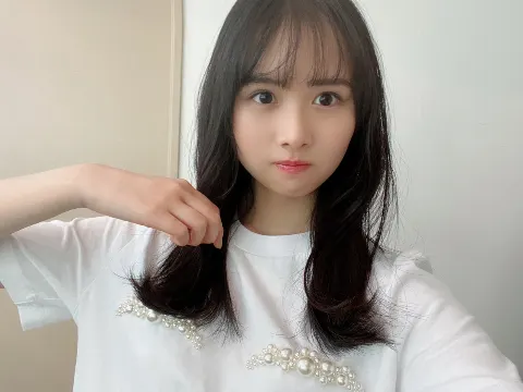 上村 ひなの｜ananさん、そして嬉しい発売日（2021-02-28）｜4枚目