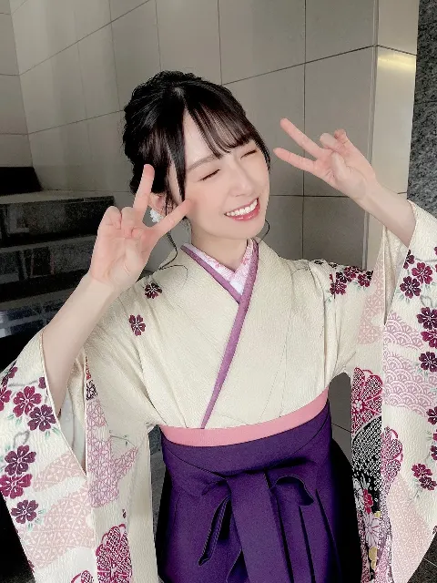 金村 美玖｜高校卒業記念。（2021-04-07）｜3枚目