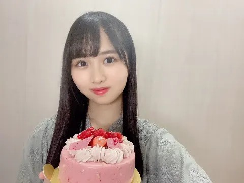 上村 ひなの｜17歳。（2021-04-12）｜2枚目