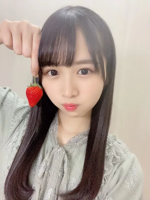 上村 ひなの｜17歳。（2021-04-12）｜3枚目