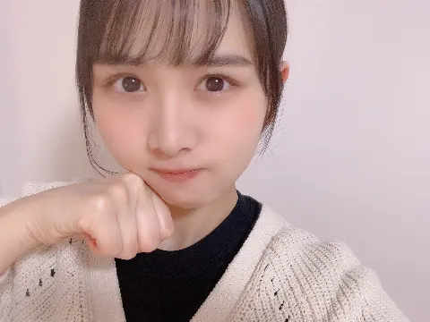 上村 ひなの｜パフェとサンデーの違い（2021-05-03）｜2枚目