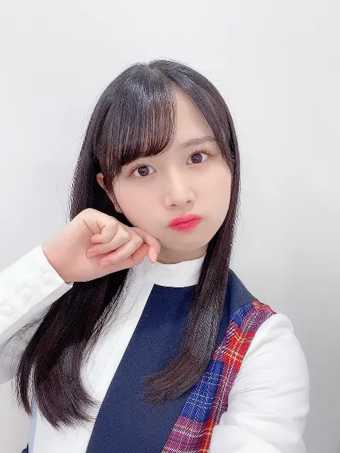 上村 ひなの｜不思議でカラフル🥳（2021-05-29）｜6枚目
