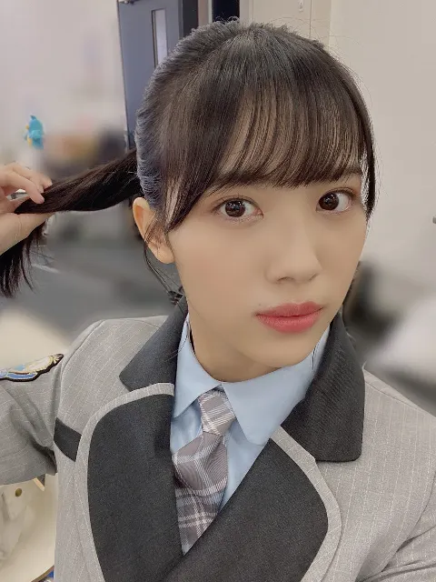 森本 茉莉｜髪を束ねた〜（2021-10-02）｜2枚目