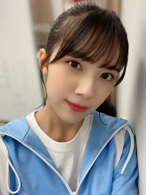 森本 茉莉｜先程初めてひつまぶし巻きを食べました。美味しい（2021-10-19）｜3枚目