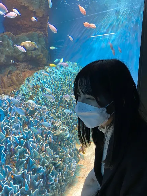 森本 茉莉｜水族館🐠（2022-01-08）｜3枚目