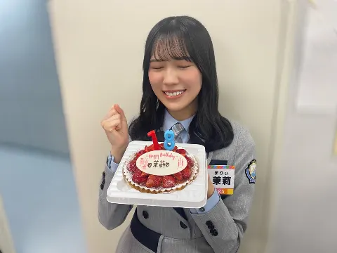 森本 茉莉｜18回目の🎂（2022-02-25）｜5枚目