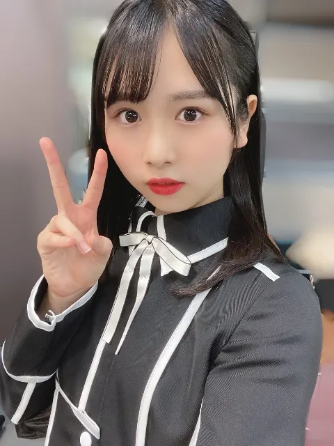 上村 ひなの｜今日の23時までらしい（2022-03-13）｜3枚目