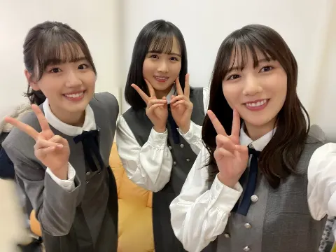 上村 ひなの｜週刊ヤングジャンプ（2022-03-19）｜3枚目