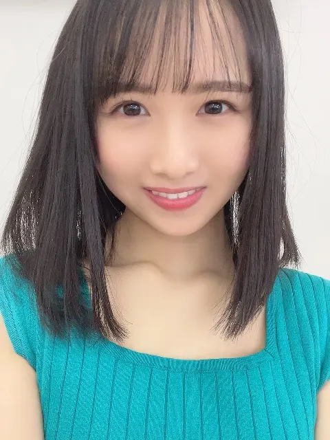 上村 ひなの｜週刊ヤングジャンプ（2022-03-19）｜4枚目
