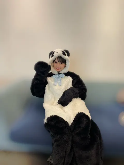 上村 ひなの｜朝起きたらぱんだになってたよ（2022-06-07）｜2枚目