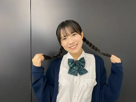 森本 茉莉｜約2ヶ月ぶりの制服（2022-06-25）｜5枚目