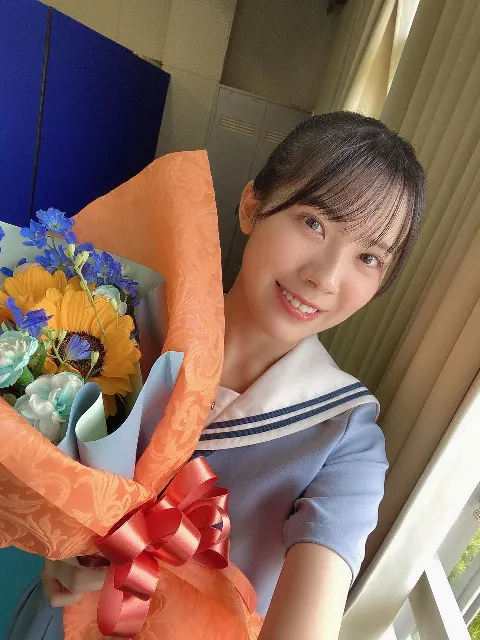 森本 茉莉｜明日のSHOWROOM配信観に来てね🦦（2022-08-06）｜3枚目