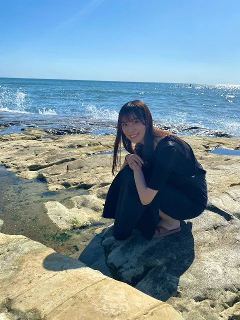 森本 茉莉｜最近の楽しみはあと少しで終わるけど、ここからまた楽しみなのです🤤☝🏻（2022-10-01）｜6枚目