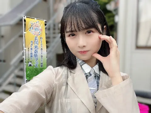 上村 ひなの｜ほかほかの梅おむすび（2022-10-13）｜7枚目