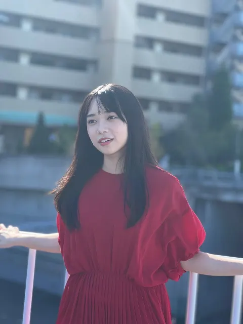 山口 陽世｜( ¨̮ )>≡水色と赤（2022-10-22）