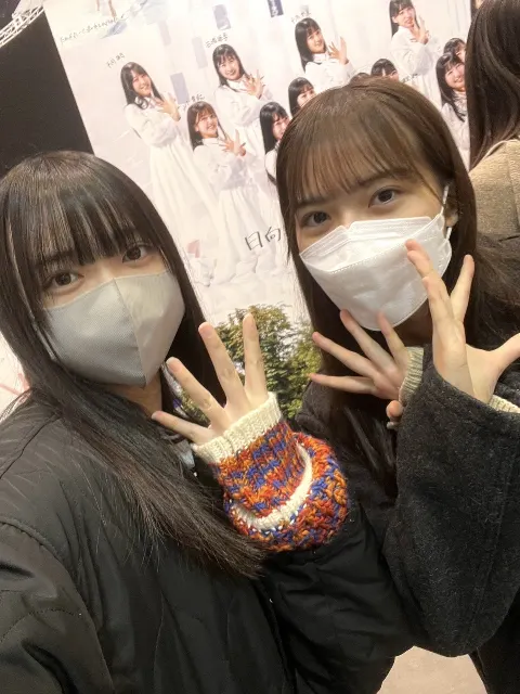 森本 茉莉｜夜からの朝焼けが大好きです。なんだか元気出るから、今度お外でぼーっとしてみて。（2022-10-25）