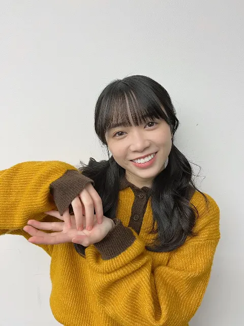 山口 陽世｜( ¨̮ )>≡まりぃちゃんの隣（2022-12-12）｜3枚目
