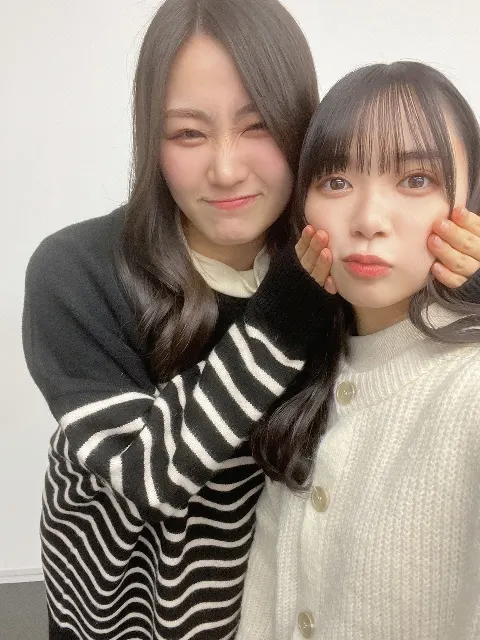 山口 陽世｜( ¨̮ )>≡まりぃちゃんの隣（2022-12-12）｜8枚目