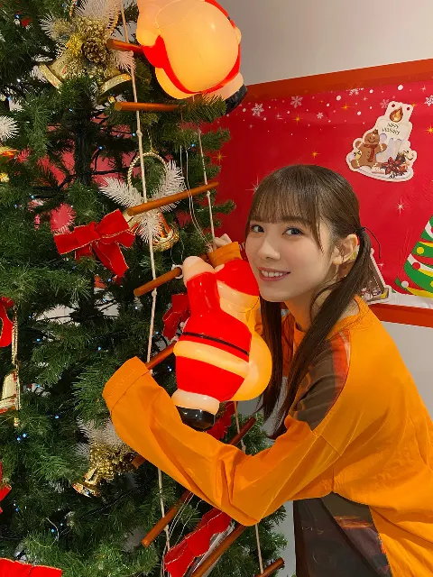 森本 茉莉｜久美さんがかむかむできるものを沢山くださりました。私のもとに久しぶりにやって来たサンタさん。（2022-12-18）｜2枚目